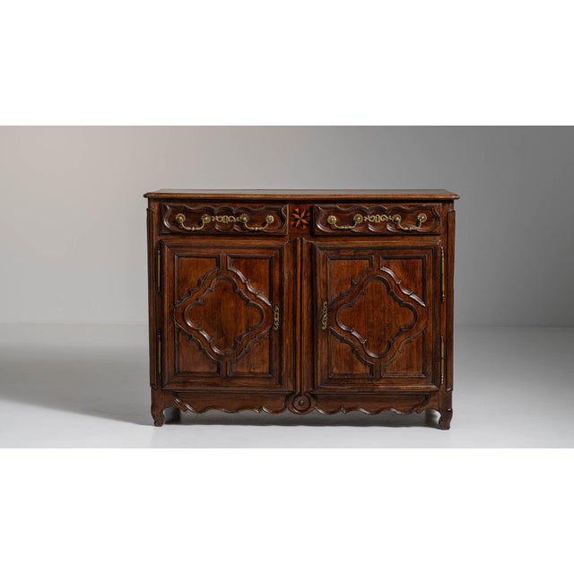 1800s French Chestnut Brown Louis XV Ornate Buffet with Brass Hardware For Sale - Image 9 of 15