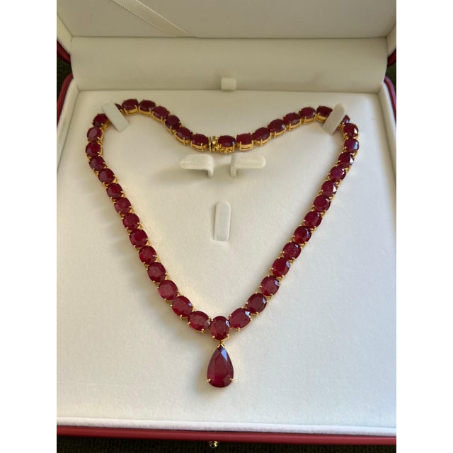 Ruby Red Bochic "Capri" Vintage 120 Carat Plus Of Natural Ruby Necklace Set 18K Gold & Silver For Sale - Image 8 of 18