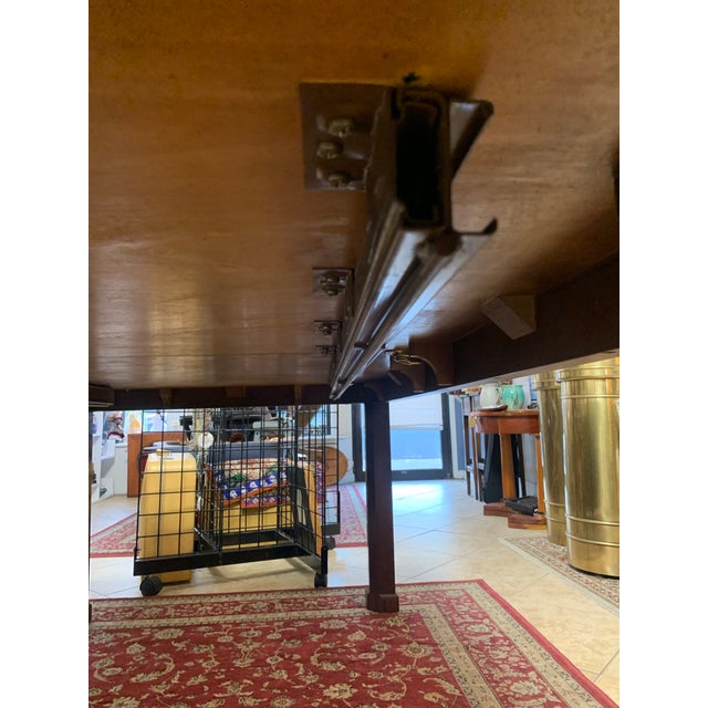 1960s Henredon Georgian Style Carved Mahogany Extension Dining Table W/ 2 Leaves – Signed For Sale - Image 10 of 12