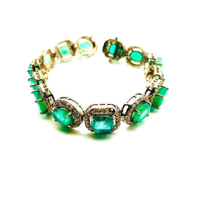 Bochic “Capri” Vintage Zambian Emerald & Diamond Bracelet Set 18K Gold & Silver For Sale - Image 9 of 13