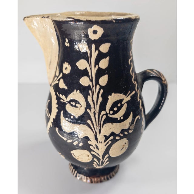 19th Century European or American Folk Art Slip Decorated Pitcher Jug For Sale In New York - Image 6 of 12