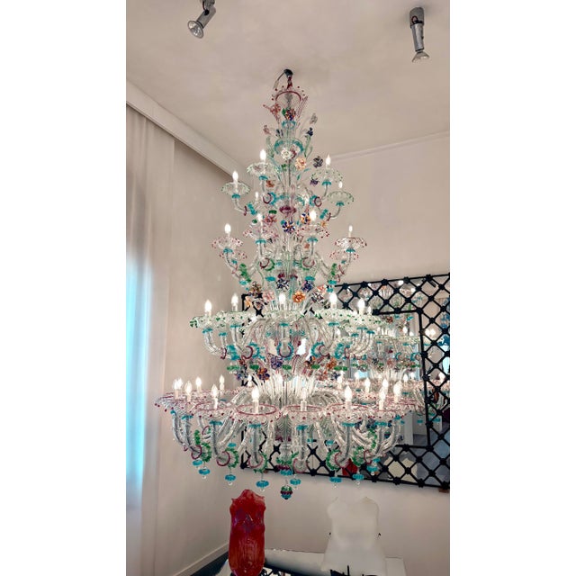 DUTIES FREE CERTIFIED PRODUCT - MURANO A breathtaking and monumental Rizzonico-style chandelier handcrafted in Murano,...