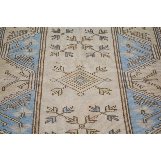 1950s Vintage Turkish Anatolian Hand Knotted Wool Rug, 4'1''x6'5'' For Sale - Image 5 of 5