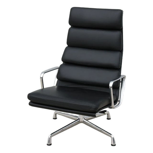 Mid-Century Modern Herman Miller Eames Soft Pad Lounge Chair in Black Leather For Sale