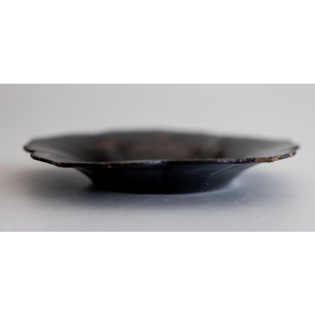 19th Century English Papier Mache Lotus Dish Lobed Tray For Sale - Image 4 of 7