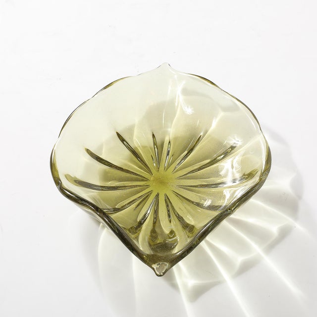 1960s Mid-Century Modernist Organic Undulating Hand-Blown Murano Glass Centerpiece For Sale - Image 5 of 12
