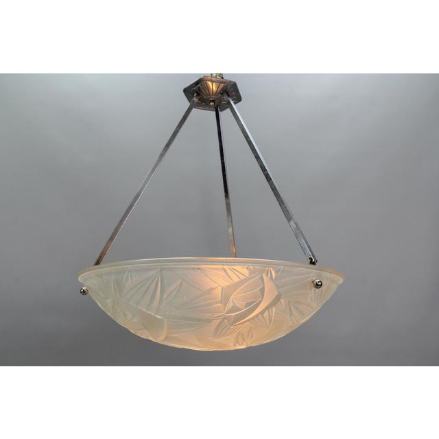 1930s Art Deco French Chromed Brass and Frosted Glass Pendant Light by Noverdy, 1930s For Sale - Image 5 of 18