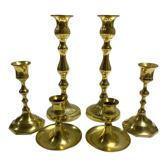 Vintage Graduated Brass Candlestick Set of 6 – Hollywood Regency Table Candle Holders For Sale
