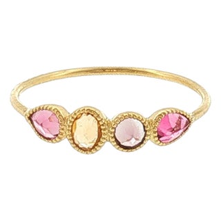 21st-Century 18 Karat Yellow Gold Perle De Lune Color Nova Ring, Size 7 For Sale