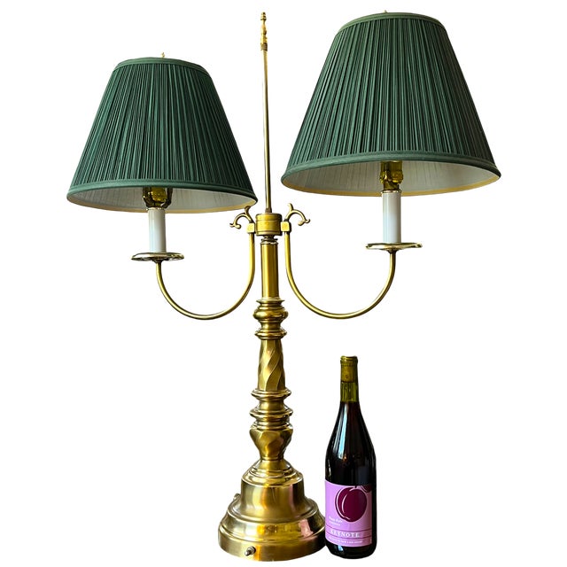 American Monumental Vintage Brass Bouillotte Table Lamp With Custom Hunter Green Pleated Shades — Ralph Lauren / Visual Comfort For Sale - Image 3 of 15