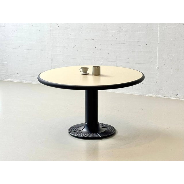 Mid-Century Modern Round Table by Gerd Lange for Thonet, 1980s For Sale - Image 3 of 16