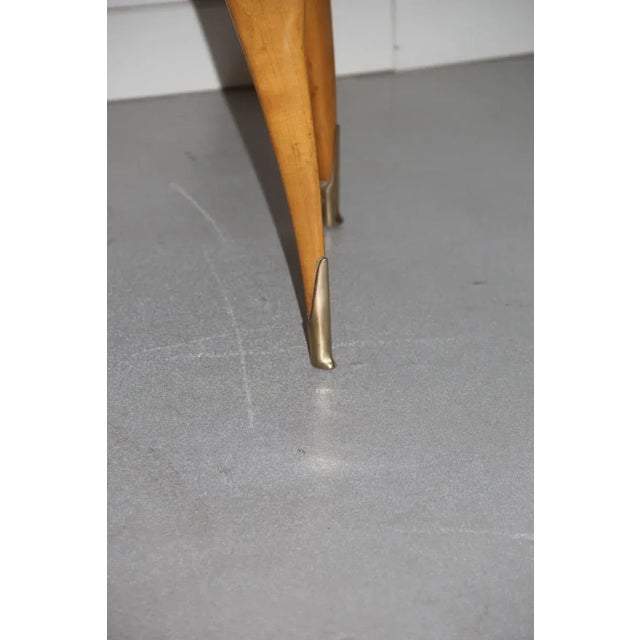 Italian Maple, Brass & Colored Glass Nightstands, 1960s, Set of 2 For Sale - Image 11 of 13