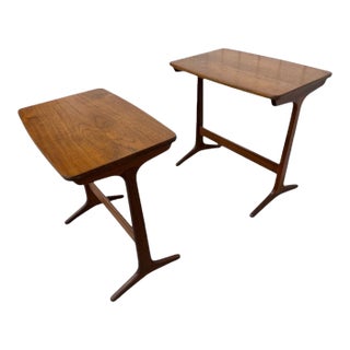 Mid-Century Danish Modern Selig Poul Jensen Walnut Nesting Tables - Set of 2 For Sale