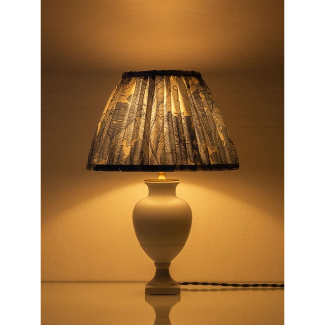 Vintage Amphora Table Lamp with New Pleated William Morris Shade by Flora Gouda, 1950s For Sale - Image 10 of 12