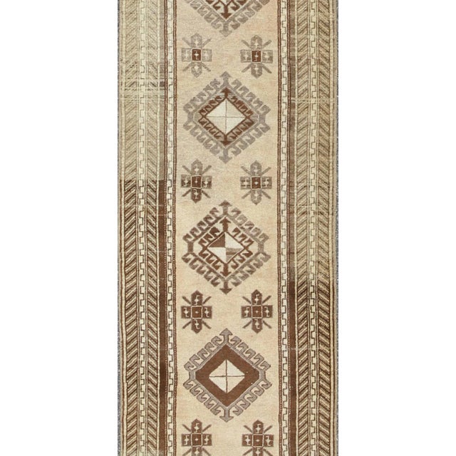 Tribal Earth-Toned Vintage Turkish Oushak Runner With Stacked Medallion Design For Sale - Image 3 of 12