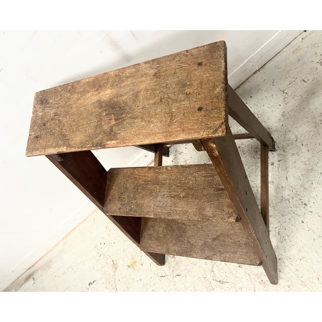 Patinated beechwood library staircase Three-step stool Good condition Dimensions: H 80 x W 46 x D 56 cm Late 19th century