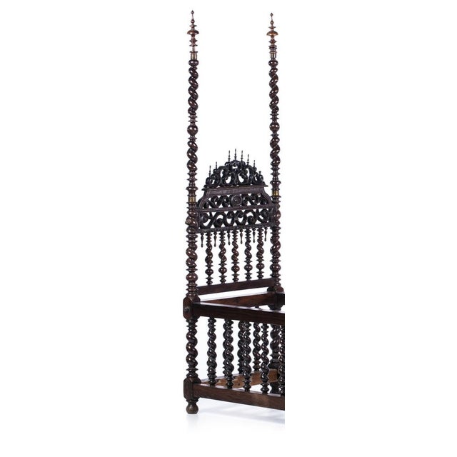Canopy Bobbin Lace Cradle in Noble Wood, 1600s For Sale - Image 5 of 8