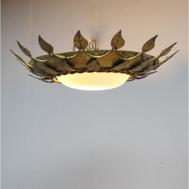 Vintage Sun-Shaped Lamp, 1960s, in Very Good conditions. Designed 1960 to 1969 Up to 250V (Europe/UK Standard).The wiring...