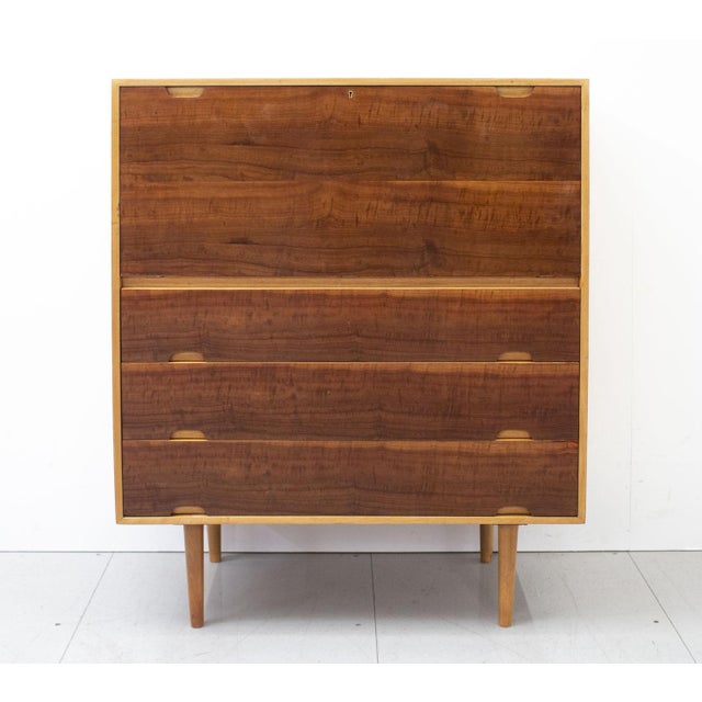 Mid-Century Unit Hilleplan J Cherry Bureau by Robin Day for Hille, 1950s For Sale - Image 11 of 11