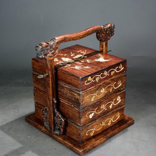 Dimensions: Height 32cm (12.60") x Length 30cm (11.81") x Width 30cm (11.81") Material: Solid Hardwood (Huali / Rosewood),...