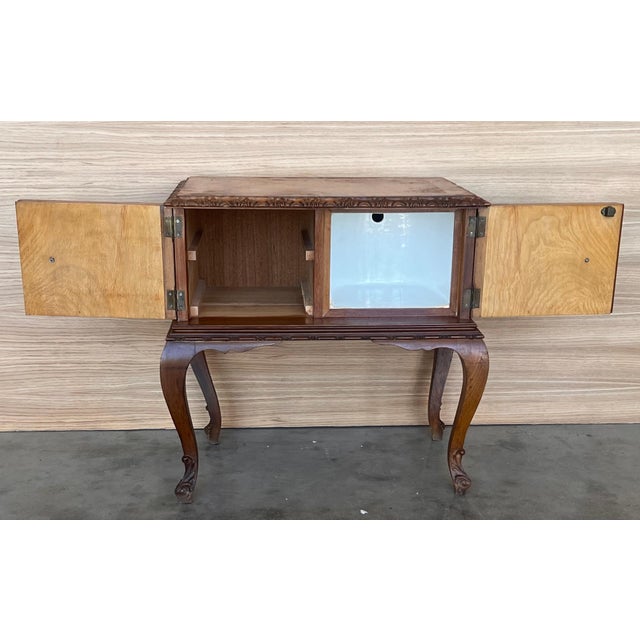 Art Deco French Nightstands with doors and Marble Top, 1930s, Set of 2 For Sale - Image 9 of 18