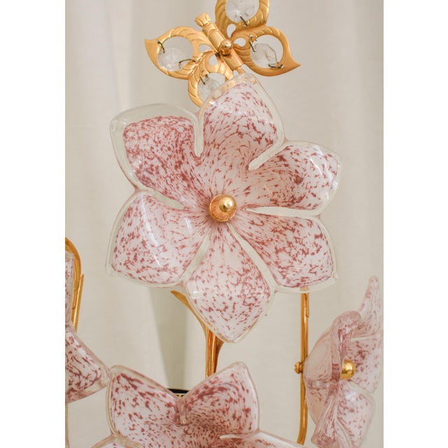 Hollywood Regency Vintage Pink Murano Glass Flower Table Lamp, Italy, 1970s For Sale - Image 3 of 6