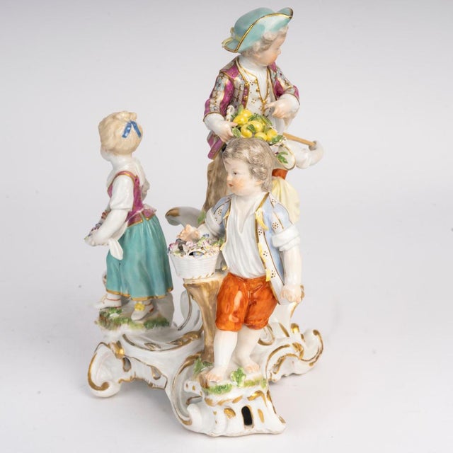 Antique Porcelain Sculpture from Meissen, 1700s For Sale - Image 3 of 9