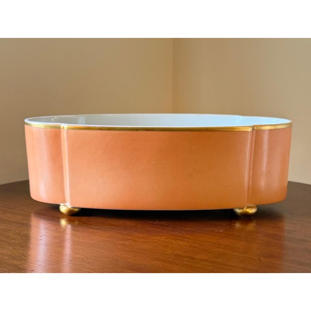 1970's Porcelain Apricot & Gold Mottahedeh Quatrefoil Cachepot For Sale - Image 10 of 12