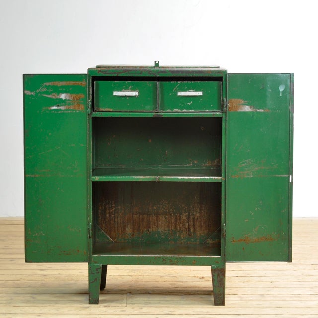 Vintage Industrial Cabinet in Iron, 1970s For Sale - Image 4 of 16