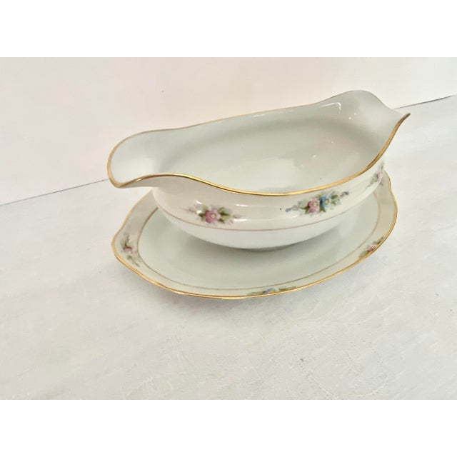 Early 20th Century Noritake Sedan Gravy Boat Attached Underplate Nippon Hand Painted M Wreath Excellent Condition For Sale - Image 10 of 11