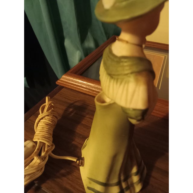 Underwriters Laboratories 1960s Victorian lady scent defusing night lamp For Sale - Image 4 of 6