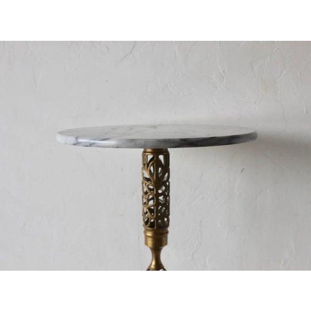 1970s Pierced Reticulated Brass Pedestal Marble Top Drinks Side Table For Sale - Image 4 of 12