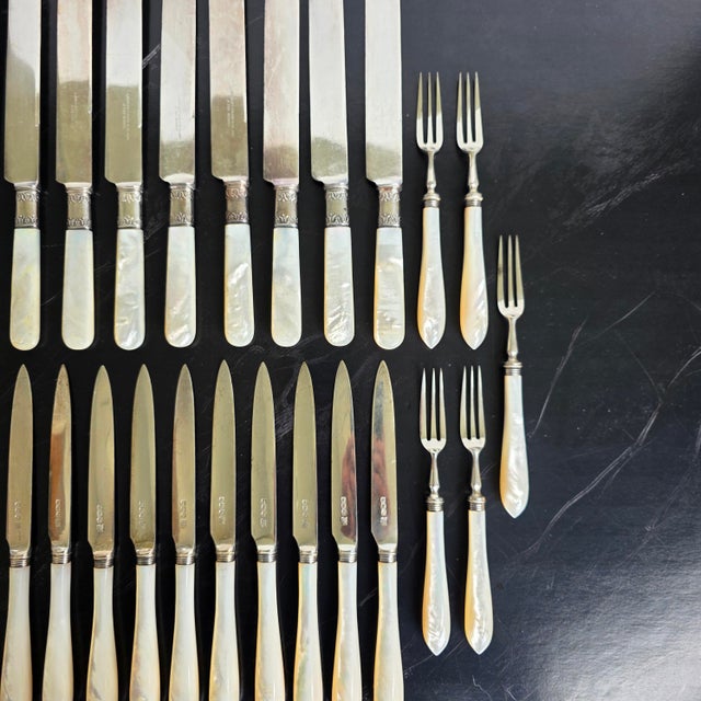 Antique Landers Frary & Clark Mother-of-Pearl Flatware Set, 31 Pieces For Sale - Image 9 of 13