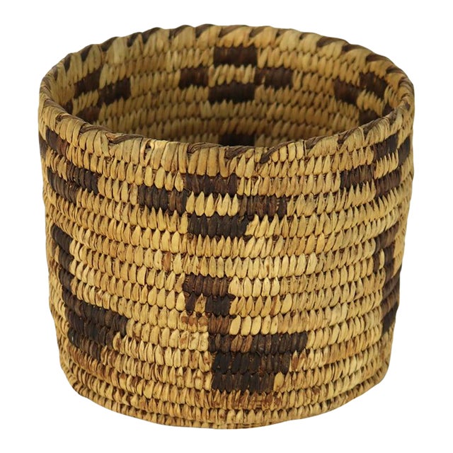 Vintage Southwest Native American Figural Woven Reed Basket 20thC For Sale