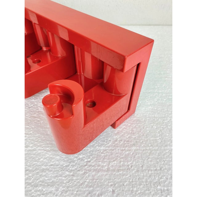 Plastic Red Plastic Minivip Wall Coat Rack by Benanti & Brunori for Velca, Italy, 1970 For Sale - Image 7 of 10