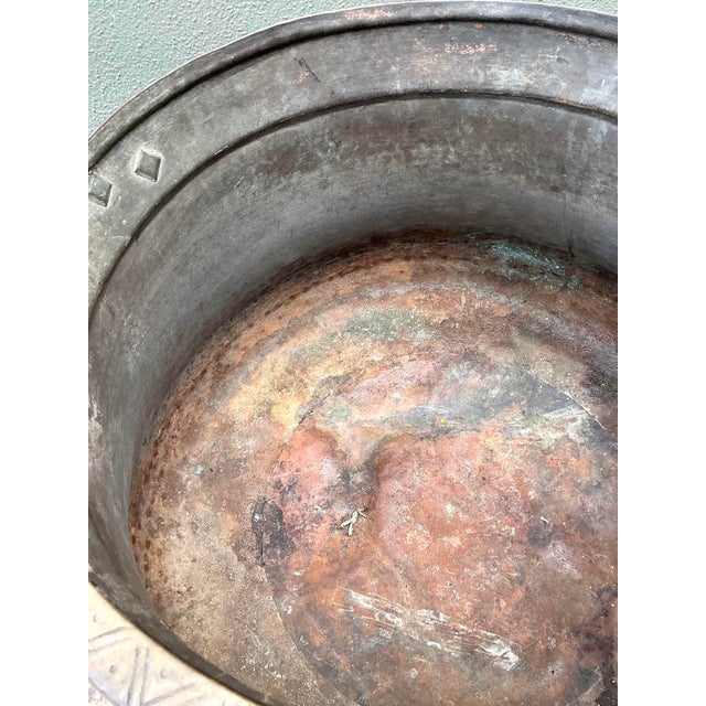 Vintage 19th Century Copper Cauldron For Sale In West Palm - Image 6 of 12