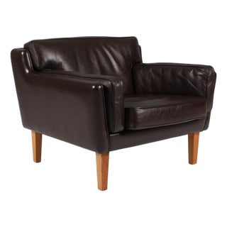 V11A Lounge Chair by Illum Wikkelsoe for Holger Christensen, 1960s For Sale