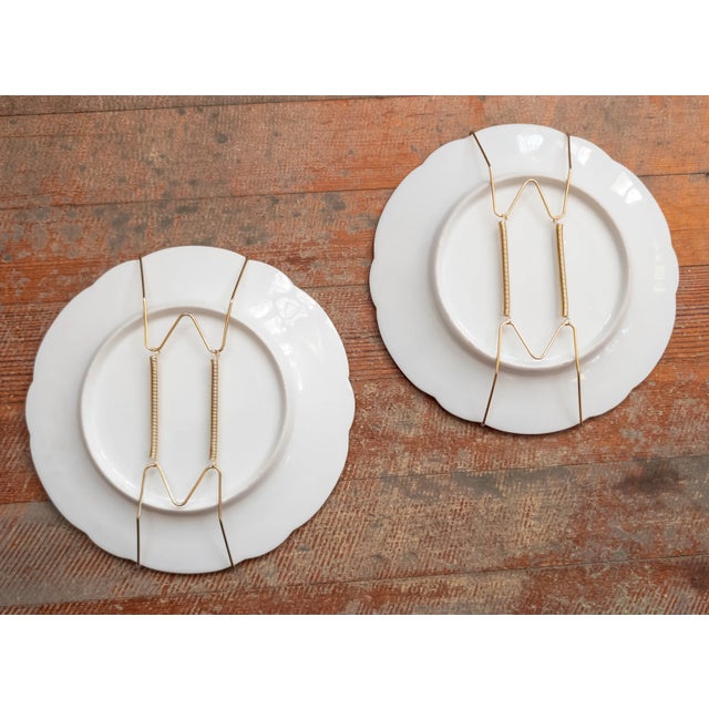 19th Century Pair of Decorative Wall Plates Animals and Pink Rim Attributed to Limoges France For Sale In New York - Image 6 of 8