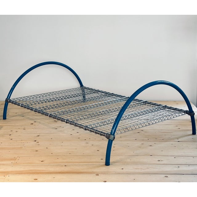 Round Rail Bed by Ron Arad for One Off, 1980s For Sale - Image 12 of 12