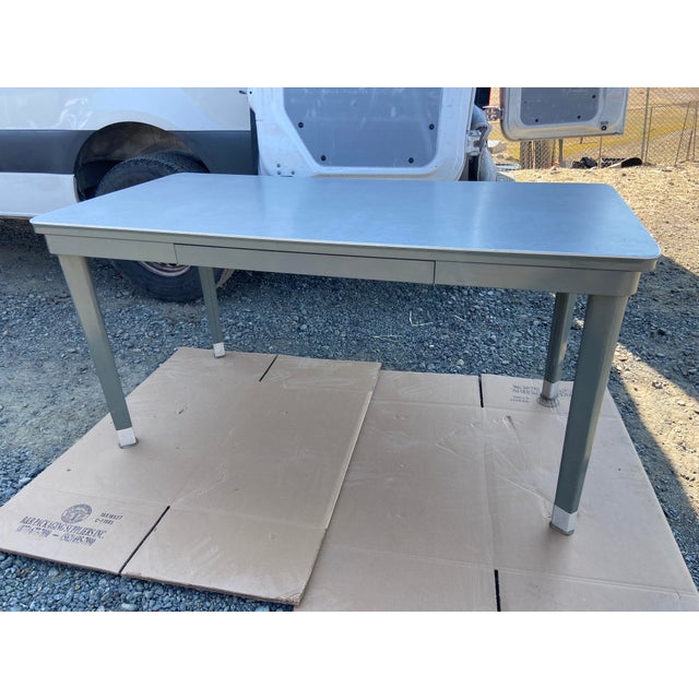 1950s Raymond Loewy Metal MCM for the General Fireproofing Company Tanker Desk Table For Sale - Image 14 of 18