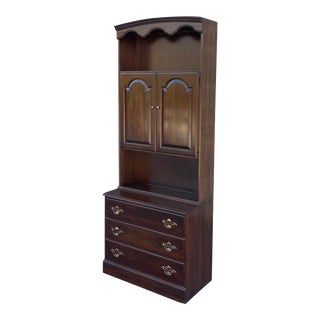 1970s Ethan Allen Georgian Court American Traditional Solid Cherry 2 Piece Bookcase Wall Unit For Sale