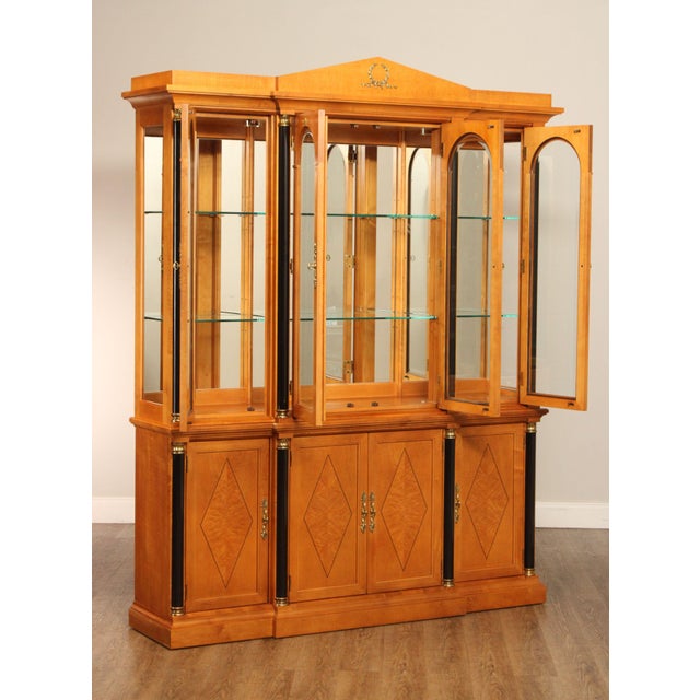 Chinese Thomasville Grand Classics Biedermeier Style Breakfront China Cabinet For Sale - Image 3 of 12