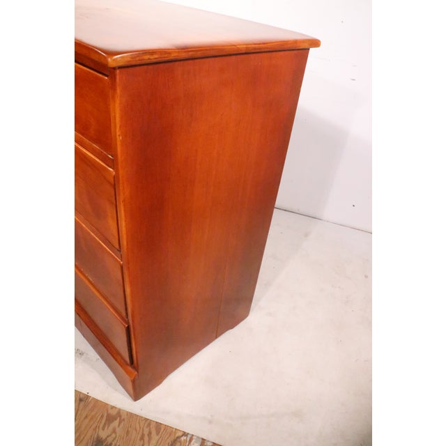 Mid 20th Century Cushman Colonial Peter Stuyvesant Four Drawer Dresser For Sale - Image 12 of 12