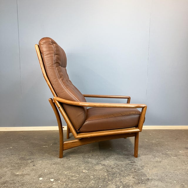 Grete Jalk Lounge Chair in Teak and Leather by Grete Jalk for Glostrup, 1960s For Sale - Image 4 of 14