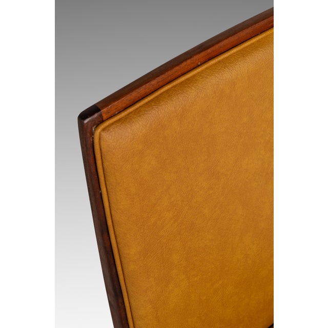 Restored Mid-Century Modern High-Back Desk / Side/ Dining Chair in Walnut by Milo Baughman for Dillingham, Usa, C. 1960s For Sale - Image 17 of 18