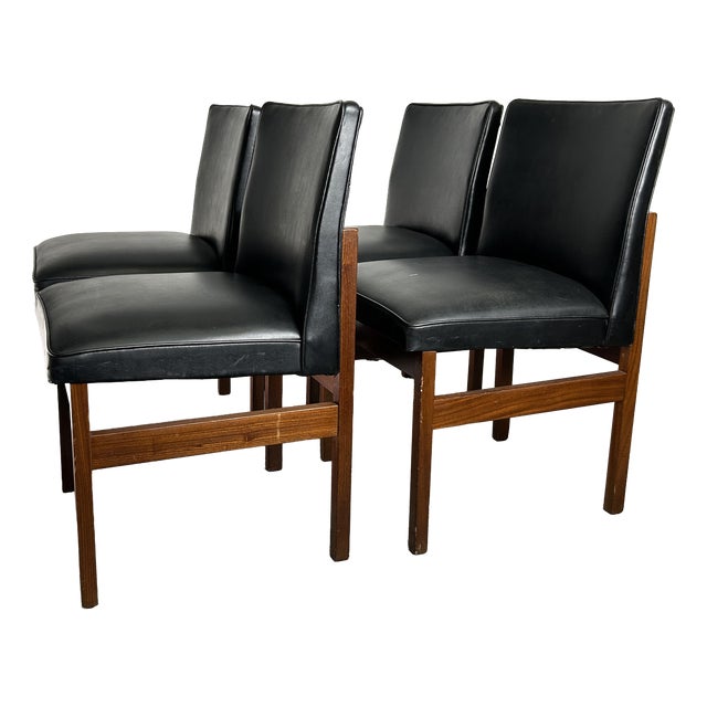 Mid-Century Teak Dining Chairs by Peter Hayward for Vanson, 1960s, Set of 4 For Sale