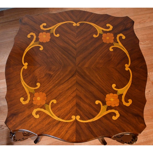 1930s French Walnut & Satinwood Inlay Pair of Side Tables / End Tables For Sale - Image 4 of 11