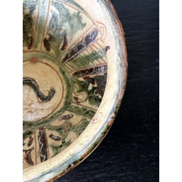 15th Century & Earlier Antique Islamic Ceramic Glazed Splashed and Sgraffito Decoration Bowl For Sale - Image 5 of 13