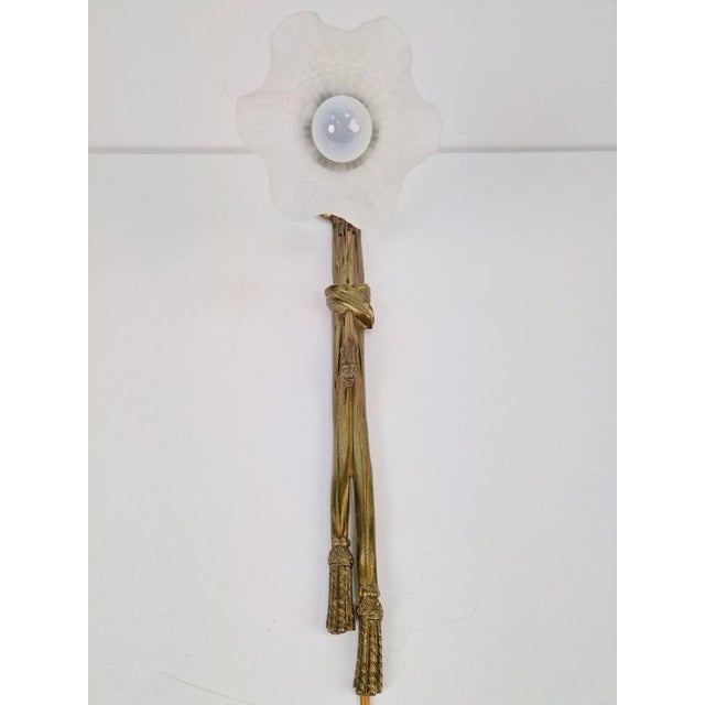 Gold Art Noveau Brass Wall Sconce Light with Flowers and Ribbons, France, 1930s For Sale - Image 8 of 18