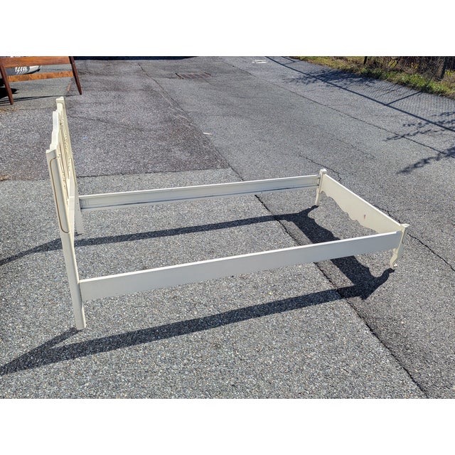 1960s Dixie Furniture 1960s Vintage French Provincial Style Twin Bedframe For Sale - Image 5 of 11